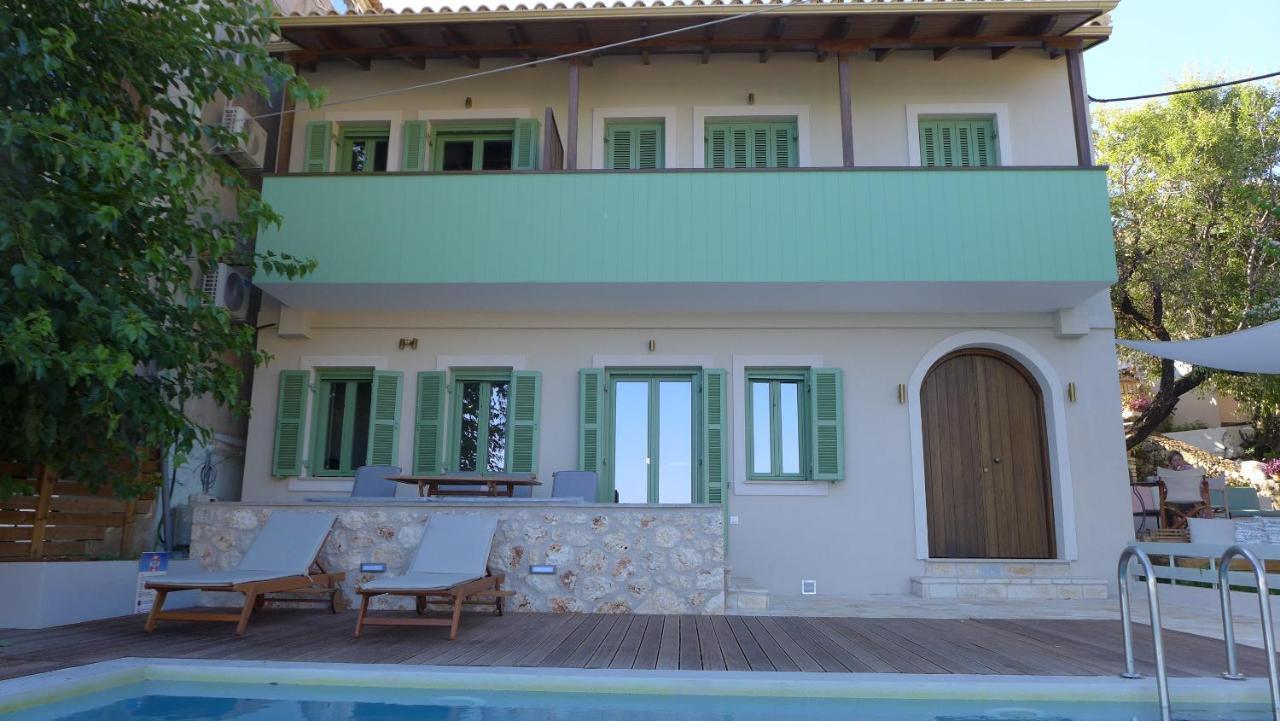 Caltabania Suites Áyios Nikítas Exteriör bild